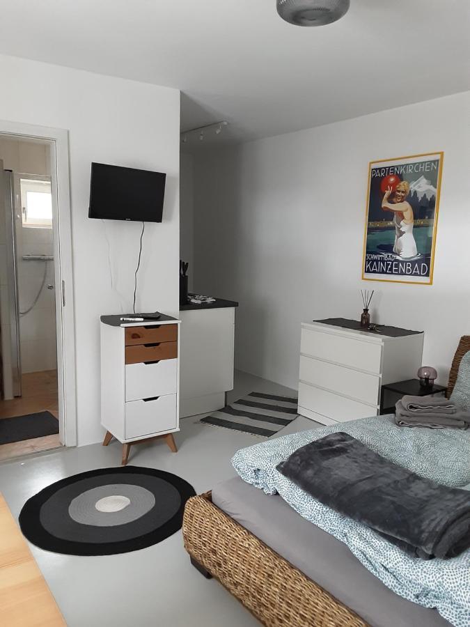 Appartement Im Hasental ガルミッシュ・パルテンキルヒェン エクステリア 写真